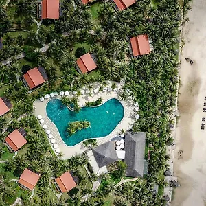 Курортный комплекс Pandanus ****
