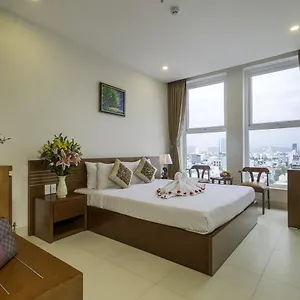 https://golden-light.dananghotels.net